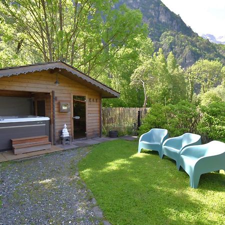 La Cle Des Bois Bed & Breakfast Le Bourg-d'Oisans Exterior photo