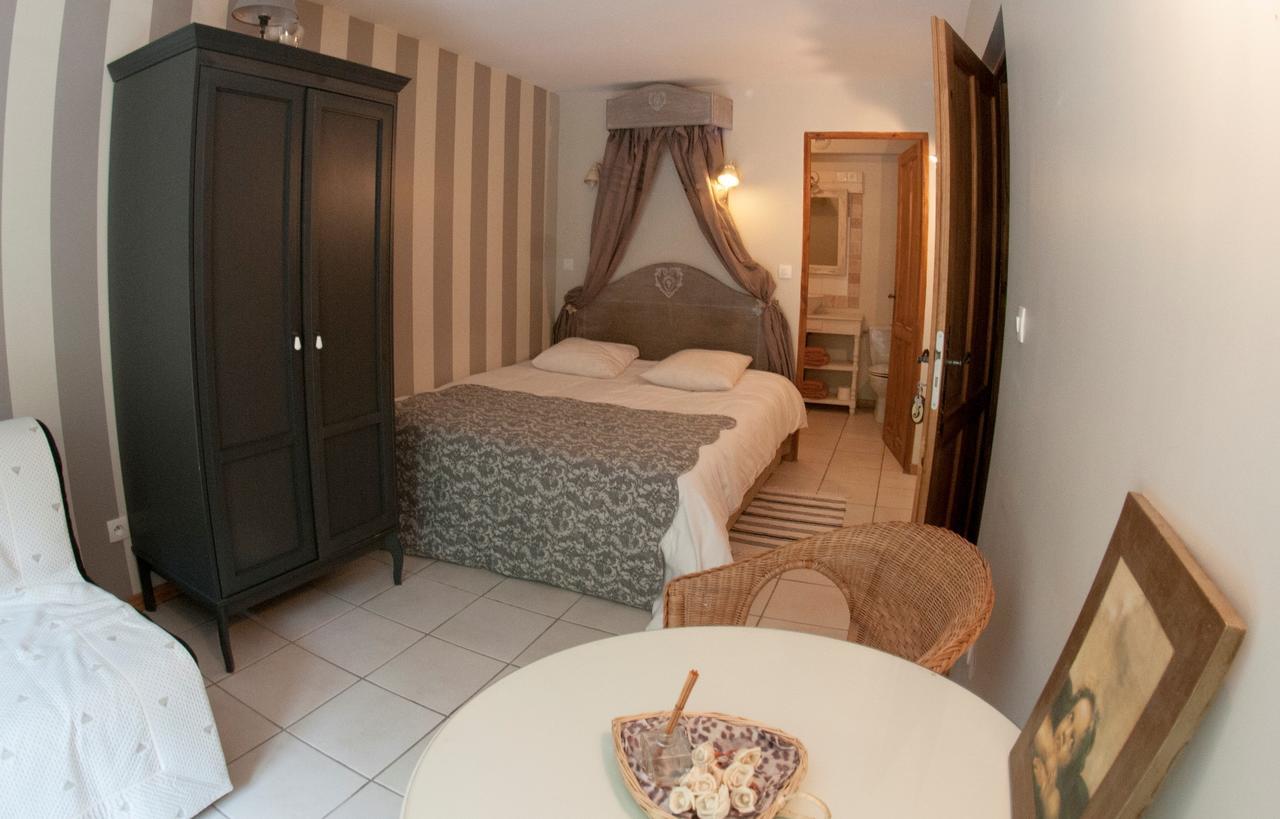 La Cle Des Bois Bed & Breakfast Le Bourg-d'Oisans Exterior photo