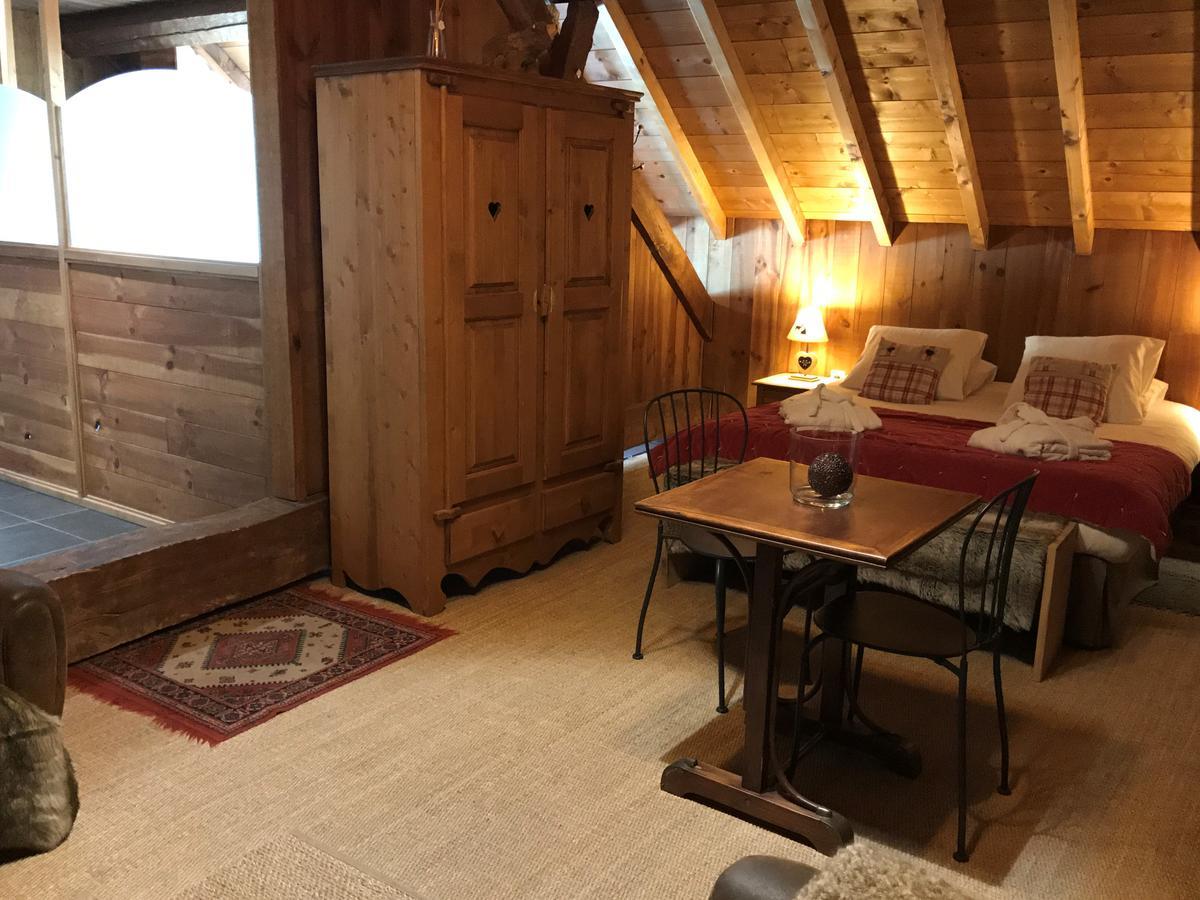 La Cle Des Bois Bed & Breakfast Le Bourg-d'Oisans Exterior photo